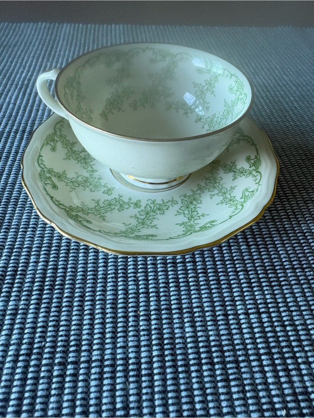 Vintage Johann Haviland Bavaria Germany  Teacup and Saucers Green Gold